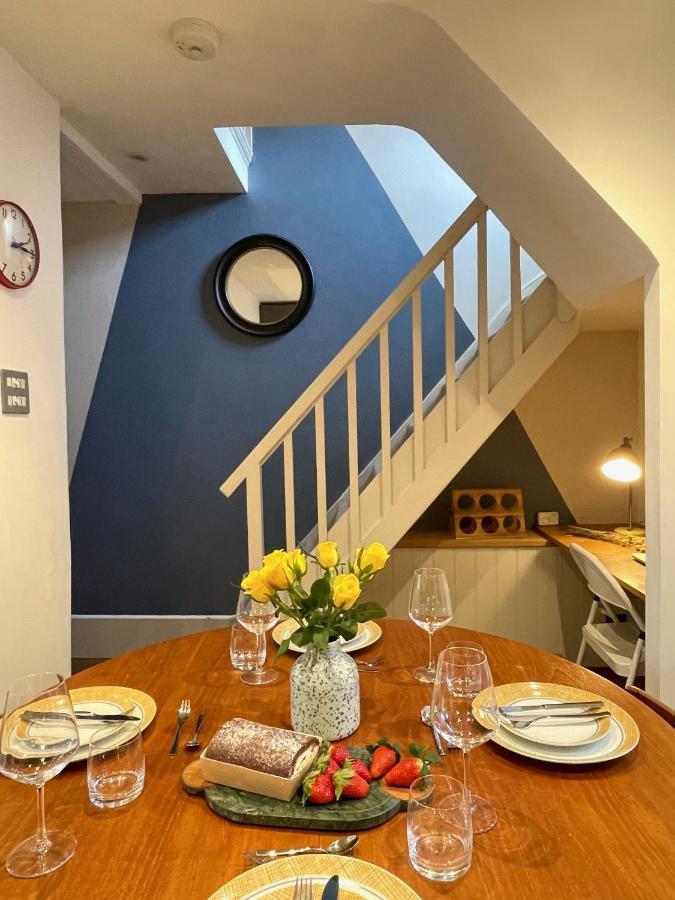 Stylish 2-Bedroom Townhouse Next To Brighton Station Exterior photo