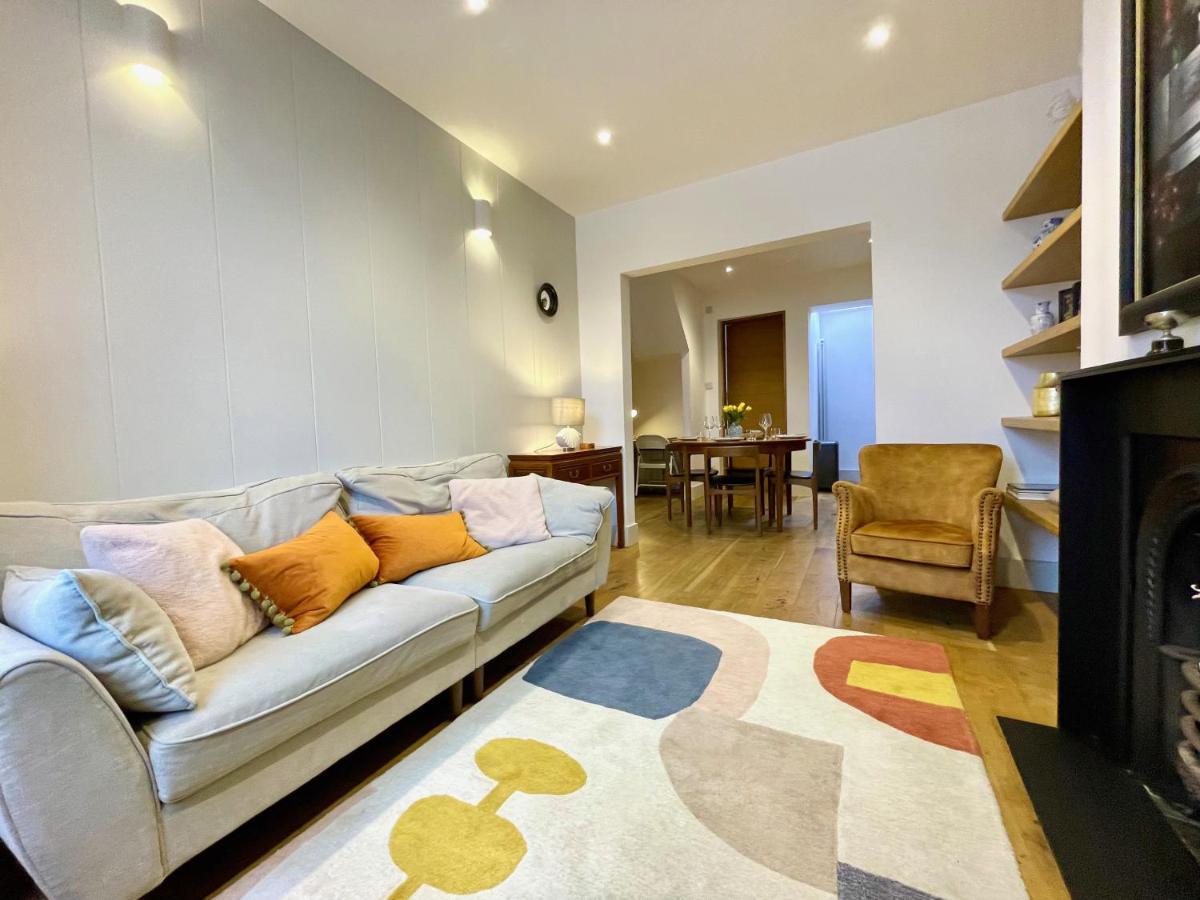 Stylish 2-Bedroom Townhouse Next To Brighton Station Exterior photo