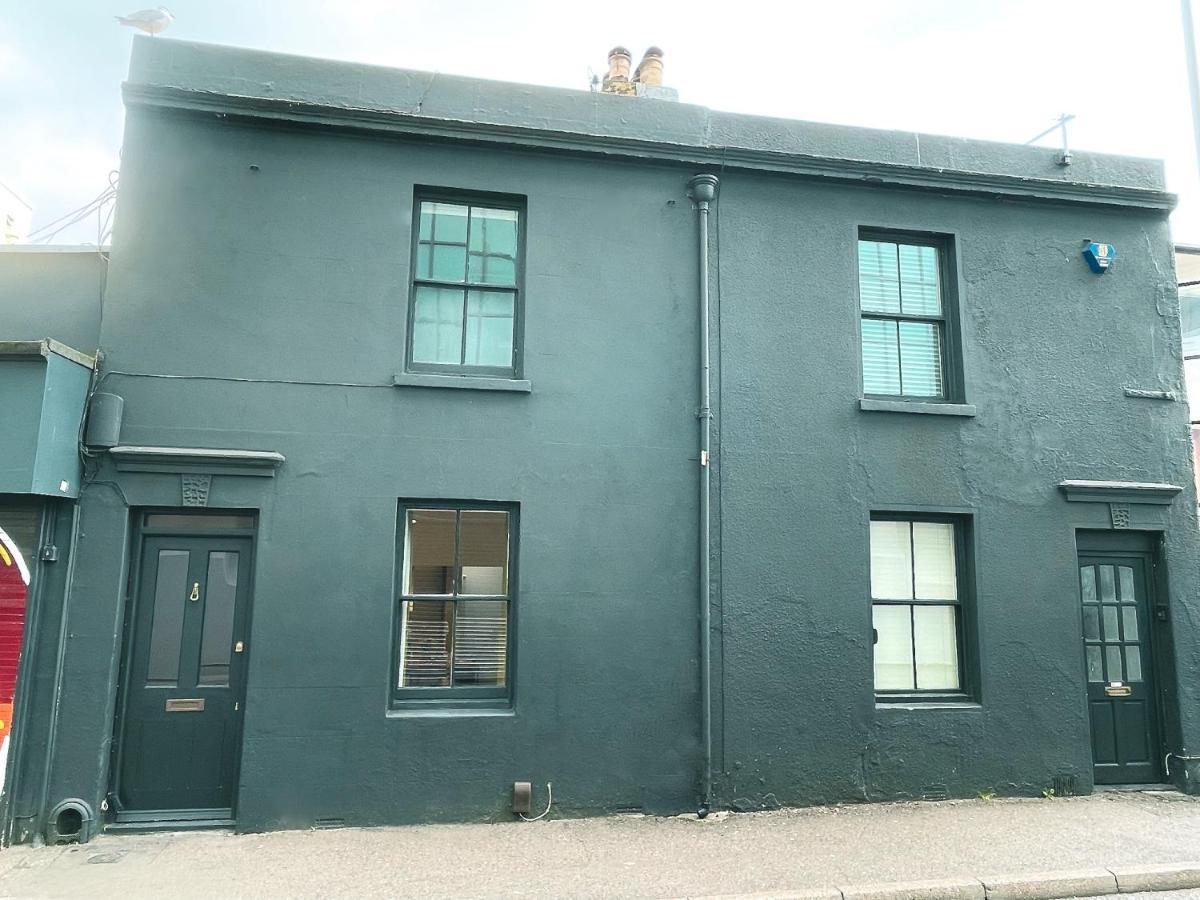 Stylish 2-Bedroom Townhouse Next To Brighton Station Exterior photo